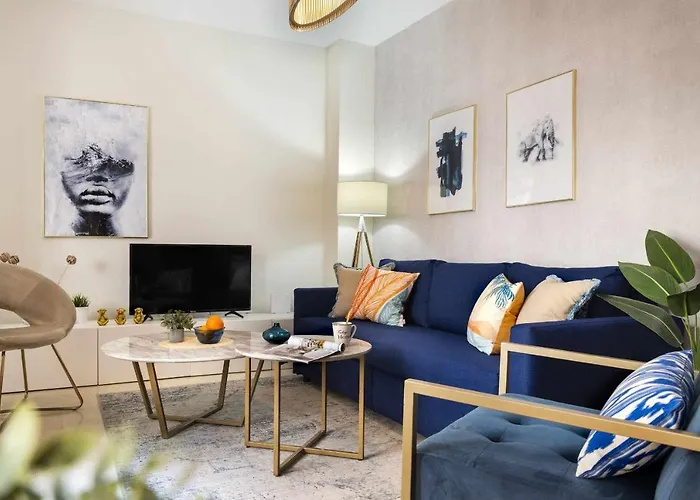 Unika Homes & *